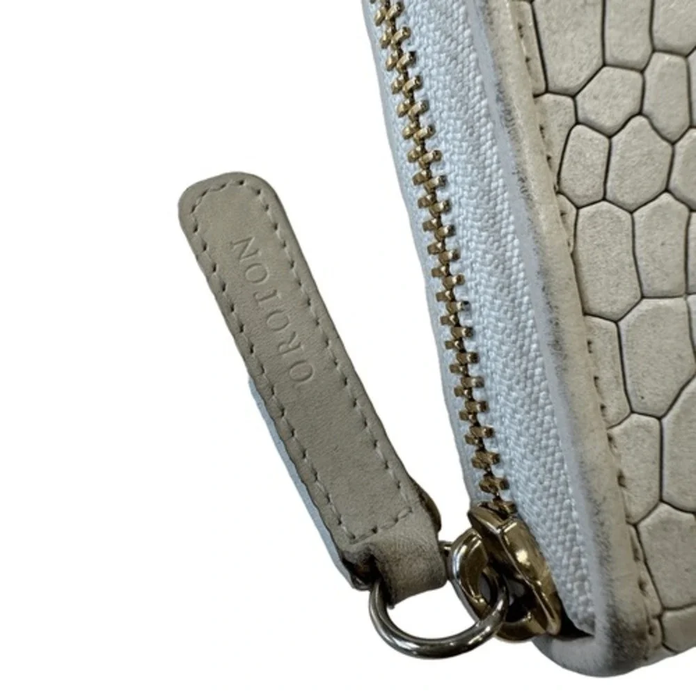Oroton Embossed Leather Zip Wallet in Ivory Croc